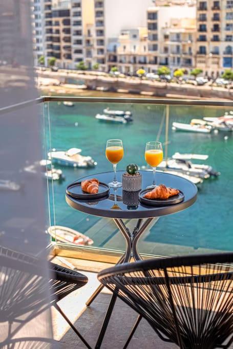 Stylish Seafront Spinola Apartment San Ġiljan Exterior foto