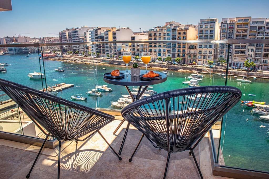 Stylish Seafront Spinola Apartment San Ġiljan Exterior foto